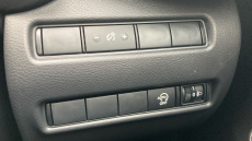 Nissan Juke 1.0 DiG-T N-Connecta 5dr Petrol Hatchback